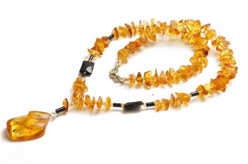 Natural amber necklace