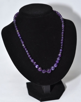 Running amethyst ball chain