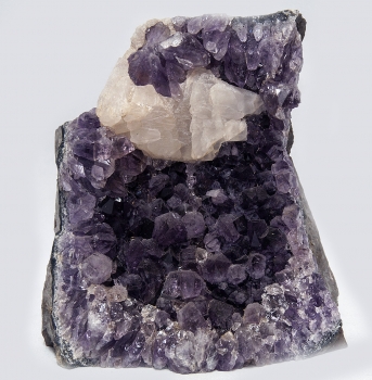 Uruguay Amethyst, 2145 grams