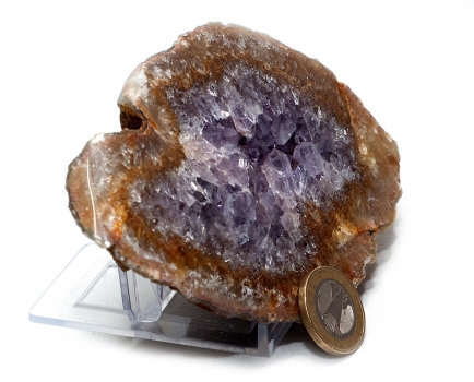 Amethyst Geode, Uruguay, Vorderseite poliert, 210 Gramm