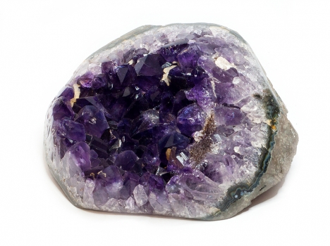 Uruguay amethyst, side polished, 690 grams