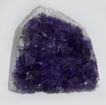 Uruguay amethyst, 1190 grams, dark crystals