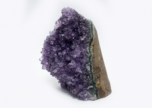 Uruguay amethyst, 518 grams, dark, purple crystals