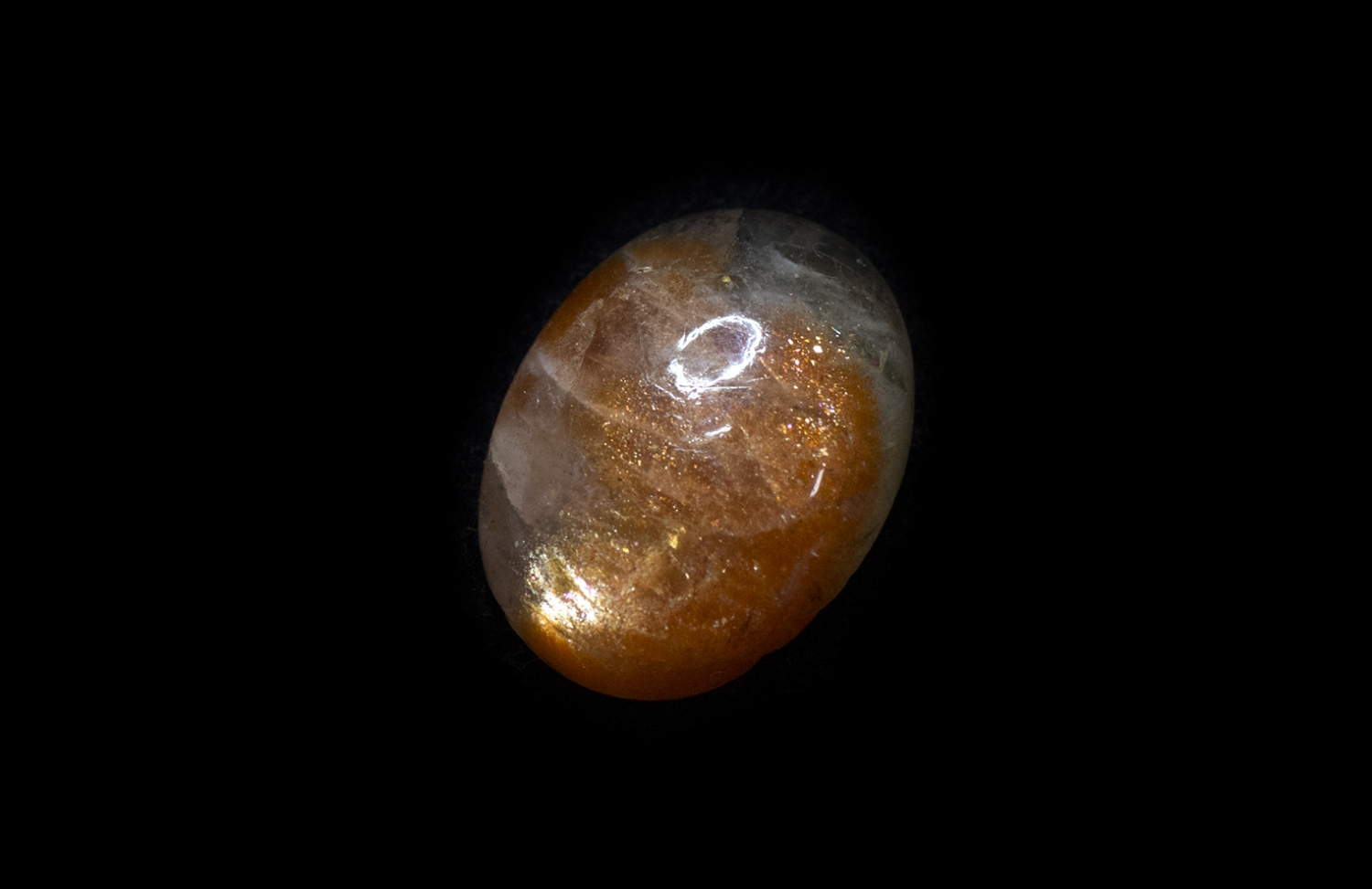 sunstone cabochon, 8,20 carat