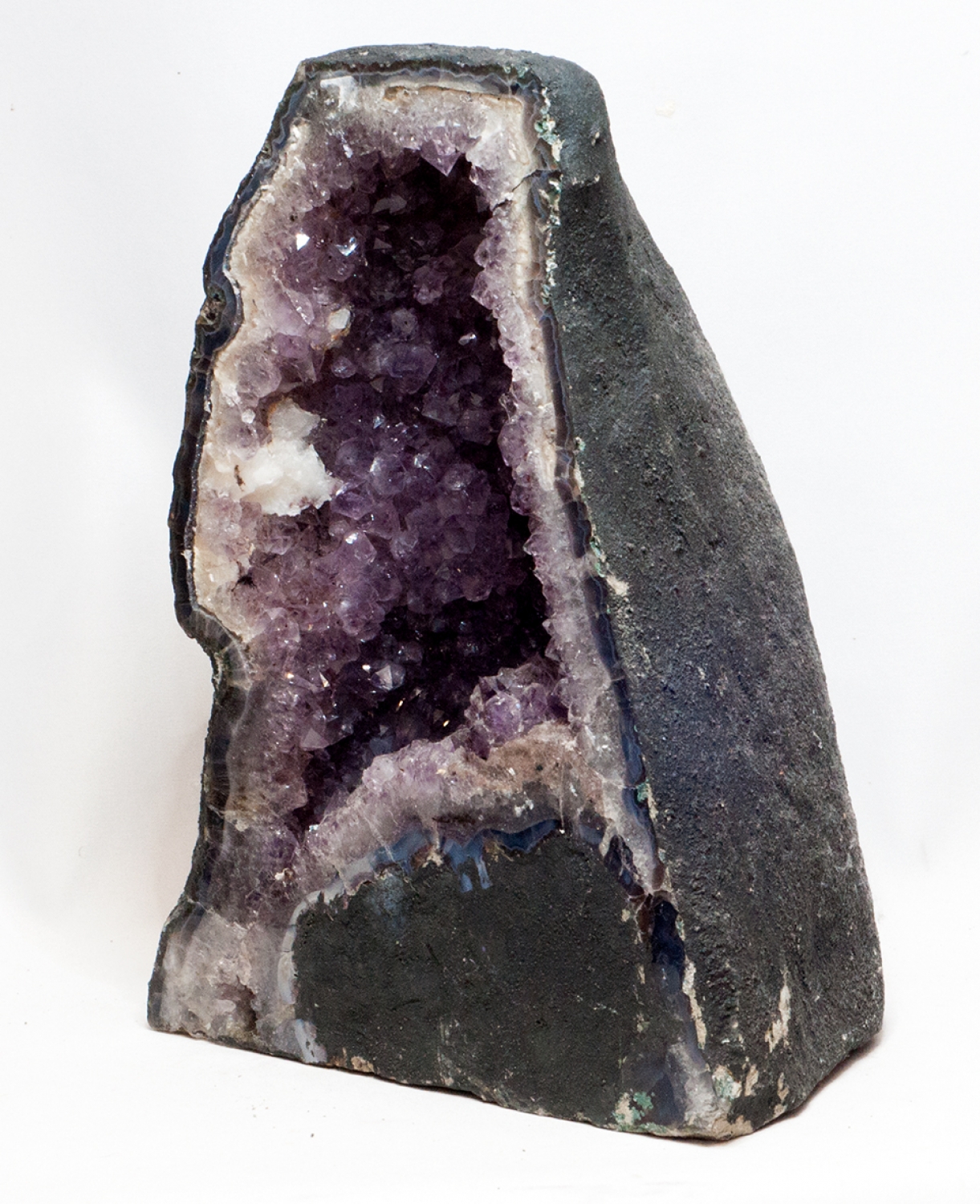 Amethyst Druse, mit Calcit-Kristalle, 8400 Gramm