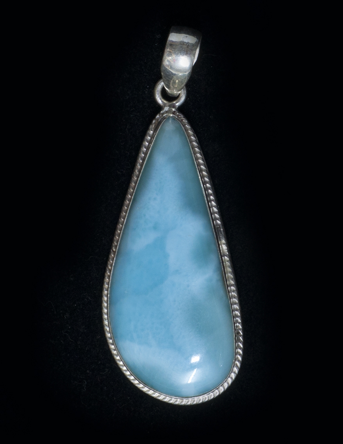 Larimar pendant no.12, set in 925 silver, 82.75 carat