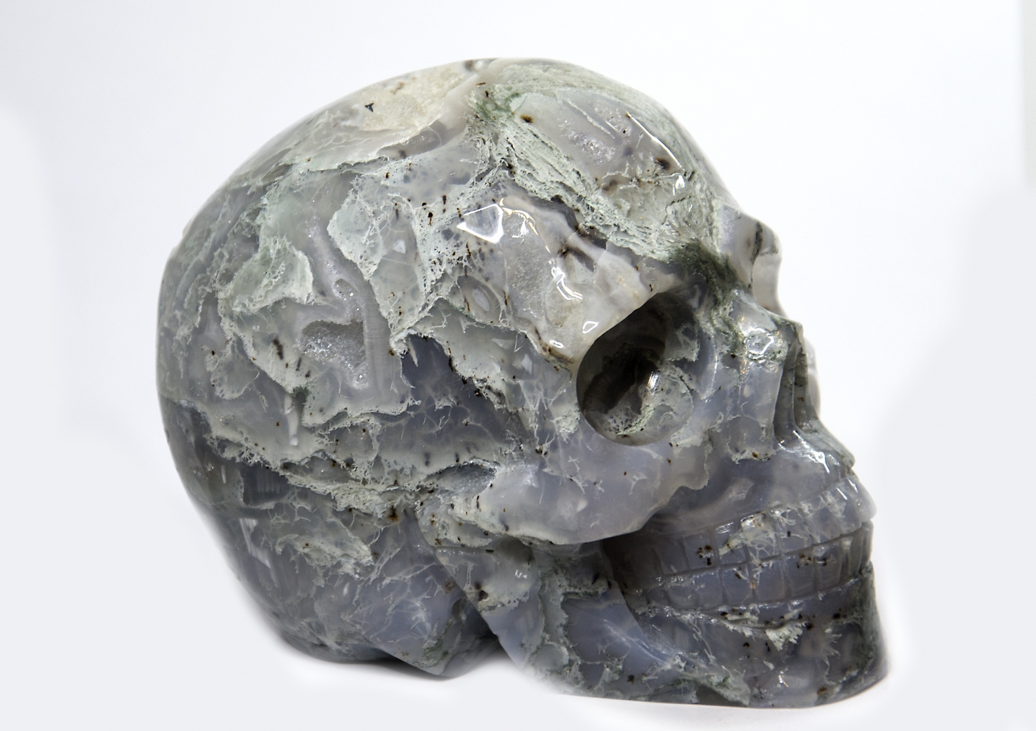 Crystal skull, skull moss agate