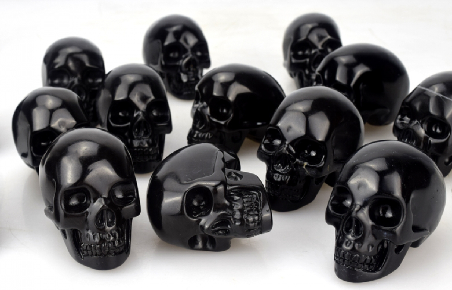 Crystal skull, obsidian 85 grams