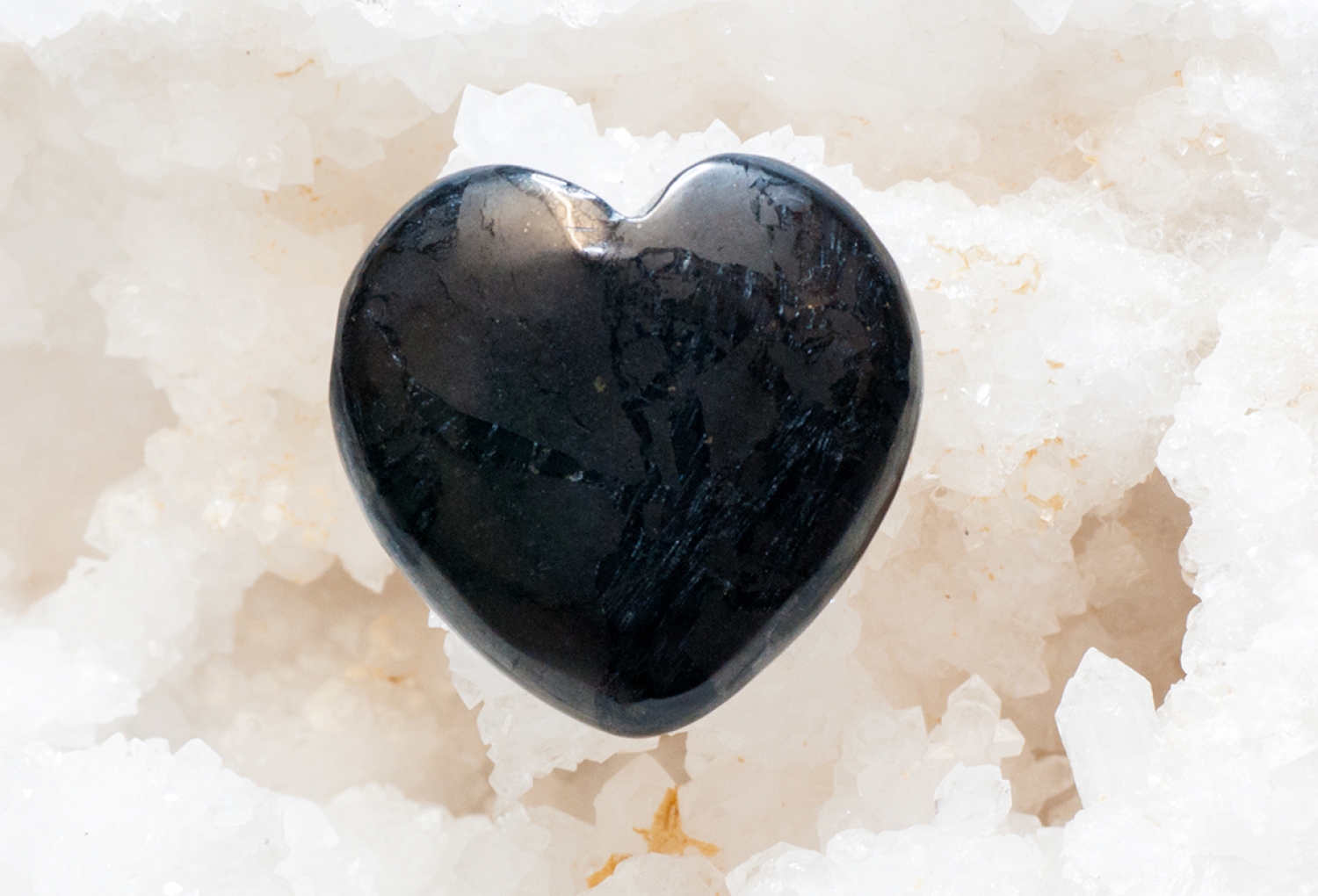 Shungite heart